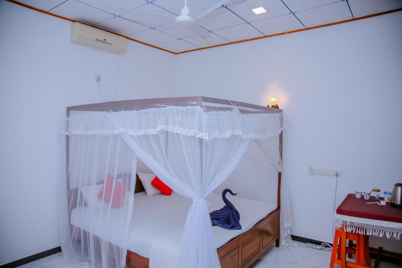 Sajana Ocean Hill Bed and Breakfast Mirissa Εξωτερικό φωτογραφία