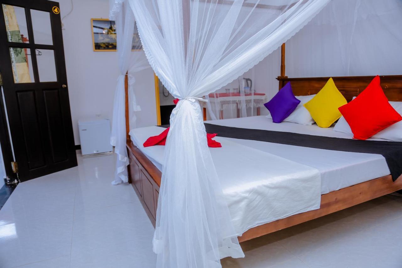 Sajana Ocean Hill Bed and Breakfast Mirissa Εξωτερικό φωτογραφία