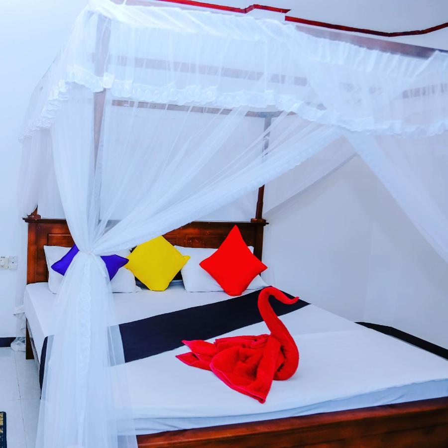 Sajana Ocean Hill Bed and Breakfast Mirissa Εξωτερικό φωτογραφία