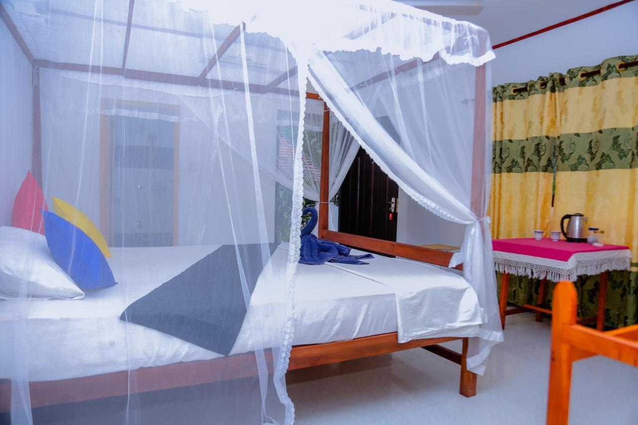 Sajana Ocean Hill Bed and Breakfast Mirissa Εξωτερικό φωτογραφία