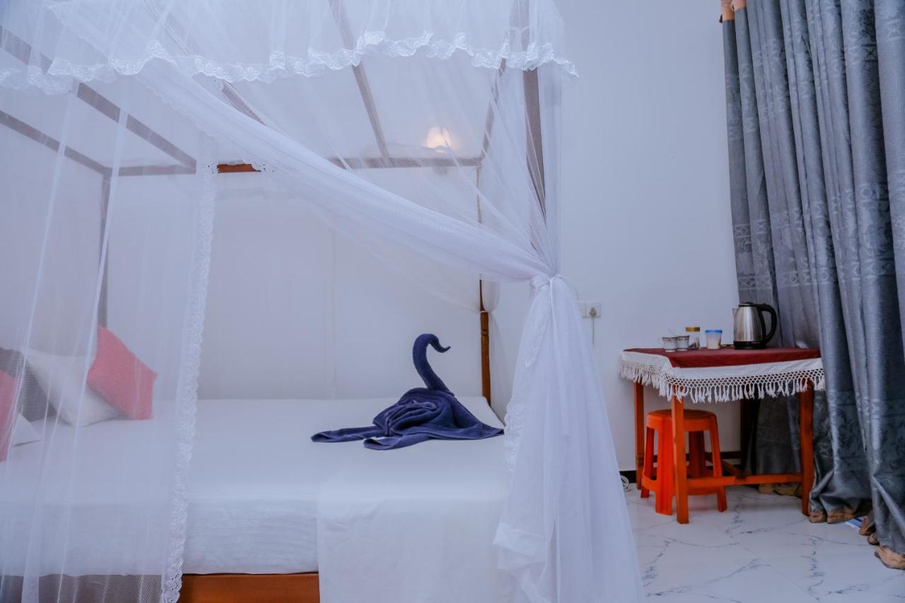 Sajana Ocean Hill Bed and Breakfast Mirissa Εξωτερικό φωτογραφία