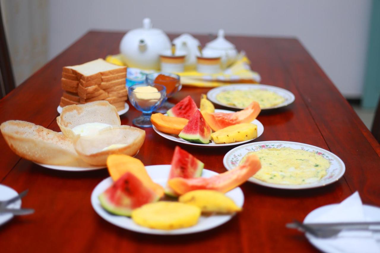 Sajana Ocean Hill Bed and Breakfast Mirissa Εξωτερικό φωτογραφία