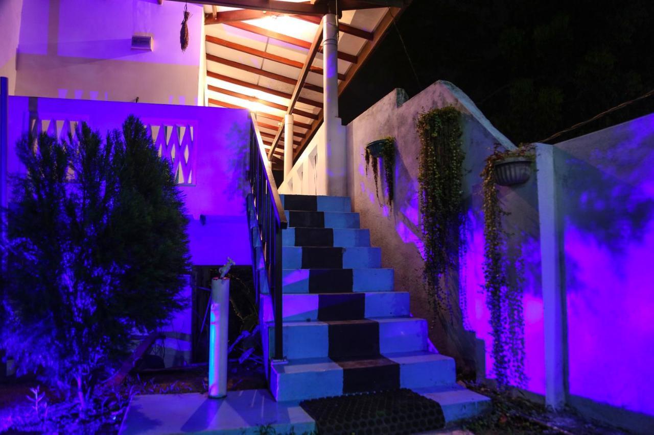 Sajana Ocean Hill Bed and Breakfast Mirissa Εξωτερικό φωτογραφία